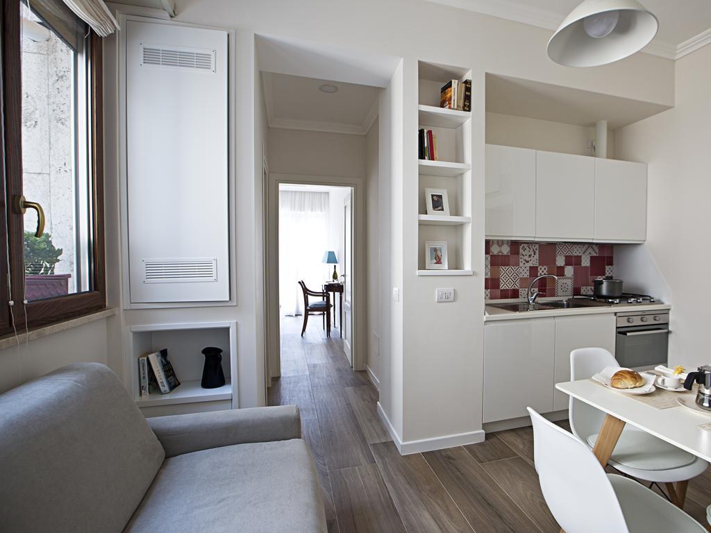 80m² 3 slaapkamer, 2 privé badkamer Appartement in Plebiscito Napels Buitenkant foto